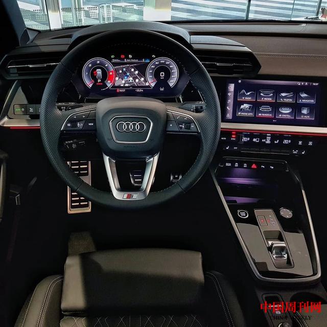 全新奧迪A3 Sportback實(shí)車(chē)現(xiàn)身，網(wǎng)友：這才是年輕人喜歡的菜