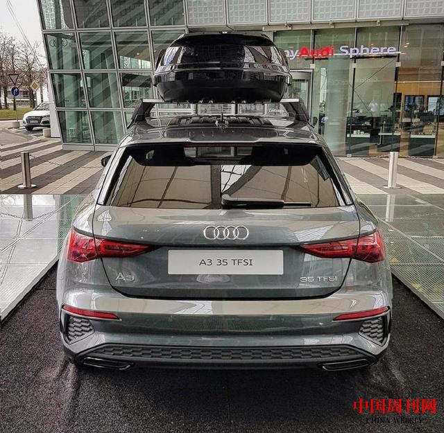 全新奧迪A3 Sportback實(shí)車(chē)現(xiàn)身，網(wǎng)友：這才是年輕人喜歡的菜